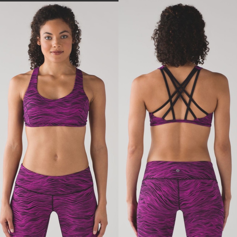 Lululemon NEW Free to be bra Tranquil 8